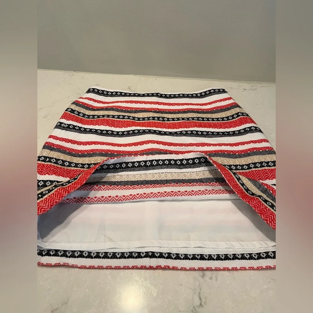 LOFT White and Red Mini Pencil Skirt Resort Wear - Picture 4 of 4